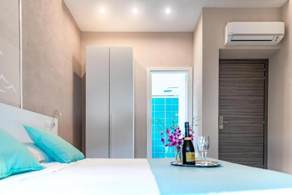 La Smeralda - Boutique Rooms And Breakfast 골푸아랑시 외부 사진